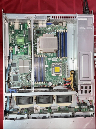 SERVIDOR SNAP SERVER N2000 CON OPENMEDIAVAULT 120 