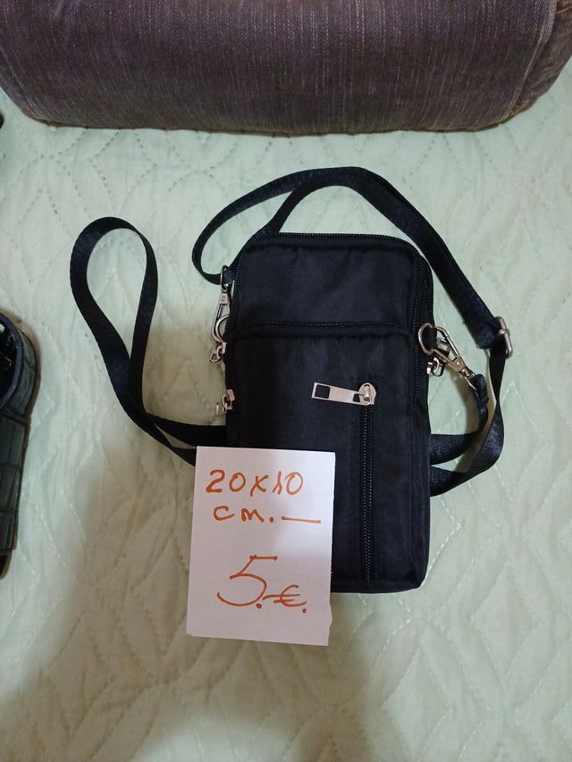 Lote de 5 bolsos de mano y bandolera