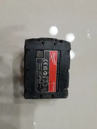 Baterías Milwaukee REDLITHIUM de 18voltios 5.0ah.