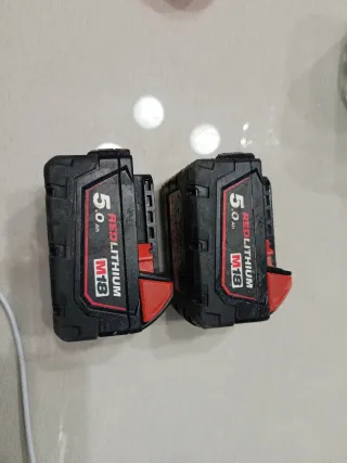 Baterías Milwaukee REDLITHIUM de 18voltios 5.0ah.