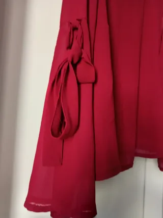 Blusa in color rosso vinaccio