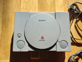Consola PS1 Pack con juego, 2 Mandos y Memory Card