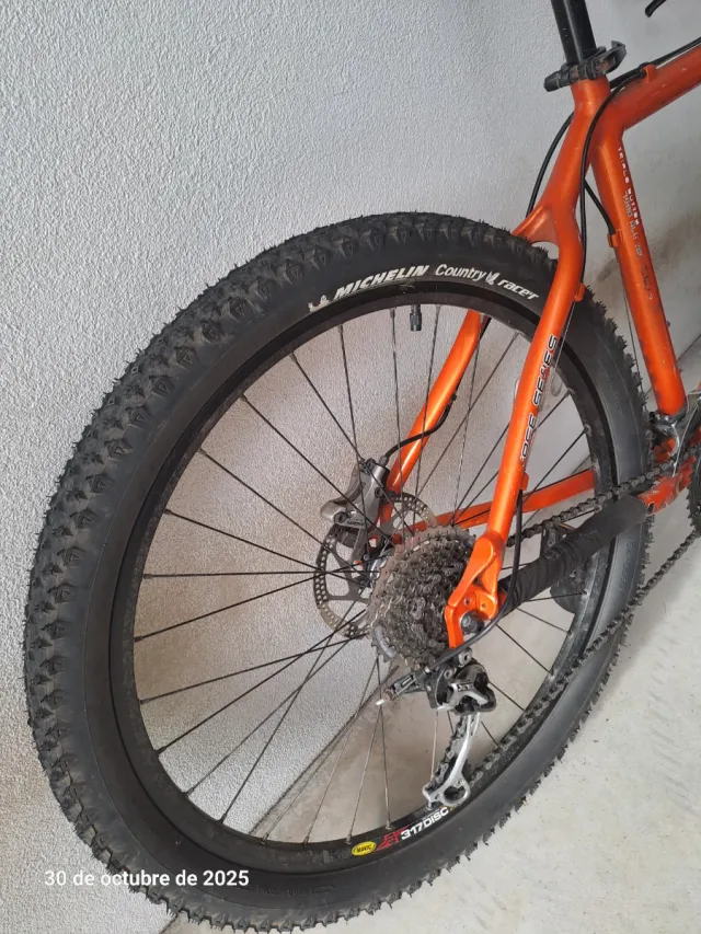 Mountain bike KTM Orange