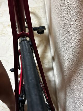 Bicicleta de carretera roja