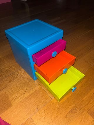 Cassettiera in plastica per bambini