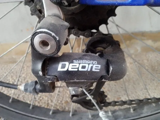 Bicicleta de montaña azul B-PRO