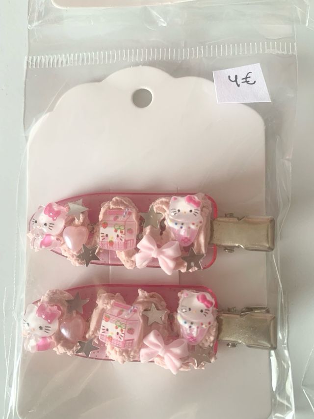 Pinzas para el pelo Sanrio + Mofusand