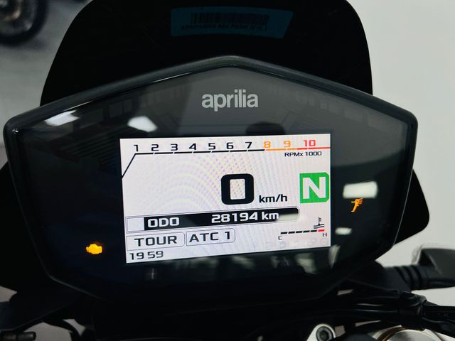Aprilia Dorsoduro 900