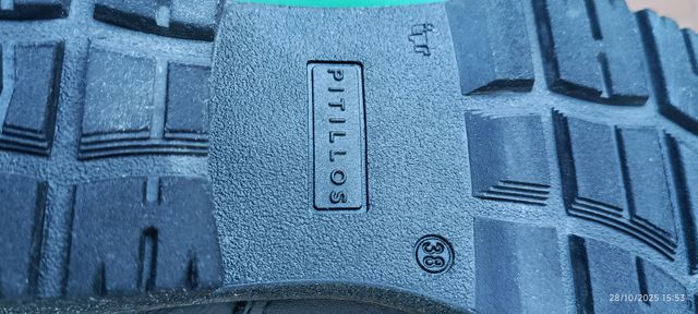 Botas marca Pitillos, mujer, talla 38. Negras