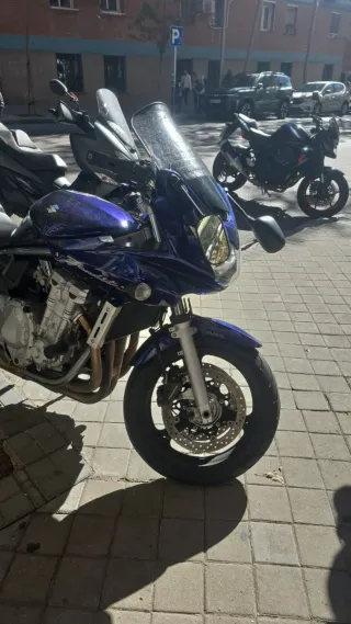 Suzuki Bandit 650 GSF 2008