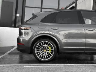 Porsche Cayenne E-Hybrid 2020