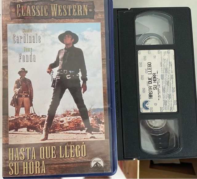 Lotto N.190 con 10 filmati misti in VHS