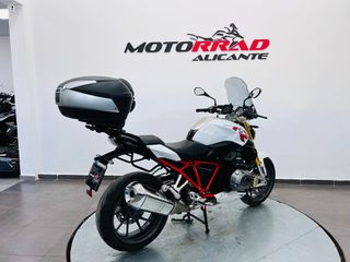BMW R1200R