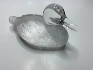 Figura de cristal de pato Sevres