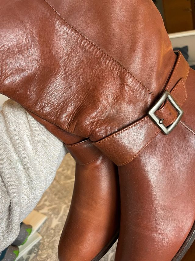 Botas de cuero marrones