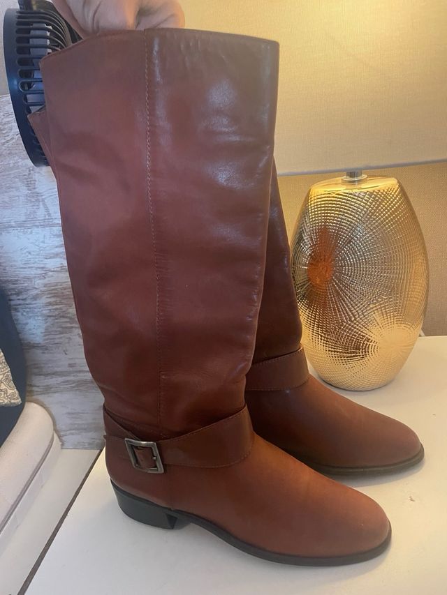 Botas de cuero marrones