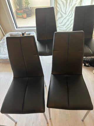 Lote 6 sillas de comedor negras en Rivas