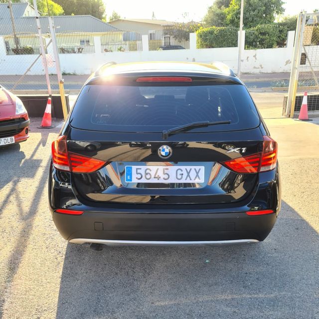 BMW X1 sDrive 18dA AUTOMÁTICO