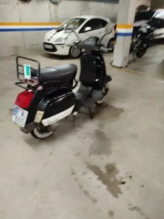 Venta Vespa clásica o cambio por Scoter o Naked A2