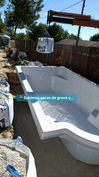 Piscinas de poliéster