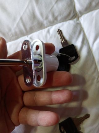 2 Cerraduras Seguridad Ventanas PVC