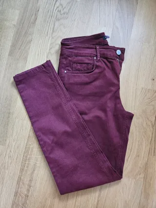 Pantalones Massimo Dutti granate Talla 36