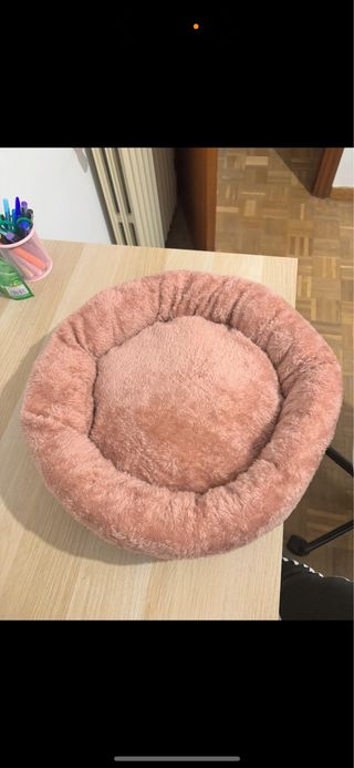 Cama redonda para mascotas suave