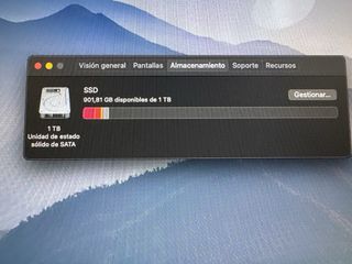 Apple iMac Late 2015 con teclado