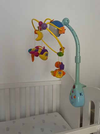 Móvil cuna con luces y movimiento