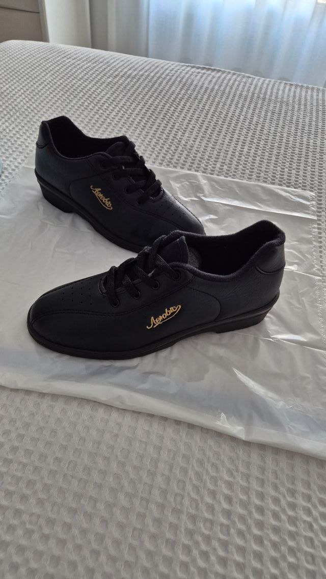 Zapatillas Aerobic Negras con Cuña