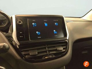 Peugeot 208 5P ALLURE 1.2L PureTech 60KW (82CV)