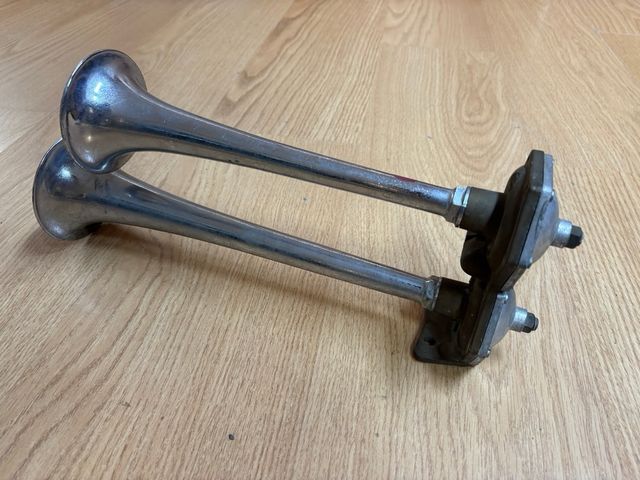 2 trompetas / bocina de aire para camión