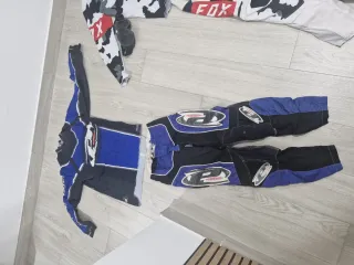 Vendo trajes/monos para motocross