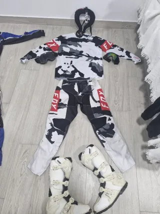 Vendo trajes/monos para motocross