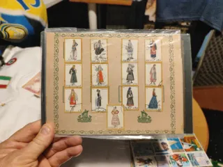 Tre fogli di francobolli