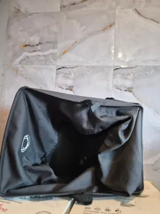 Cesta bugaboo camaleón 1/ 2 gris oscuro  Nueva