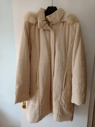 Chaqueta acolchada beige mujer