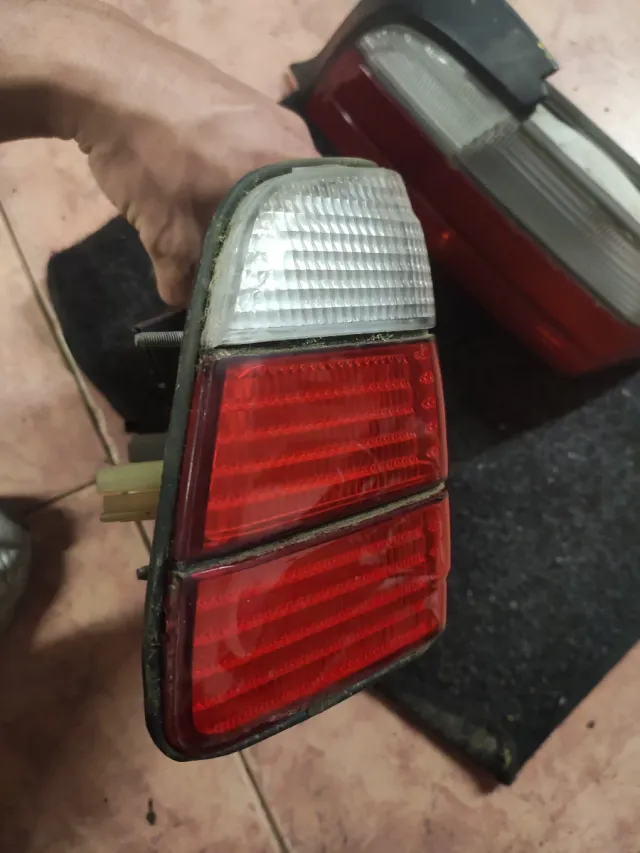 Pilotos Traseros BMW E36 Coupe Tipo M