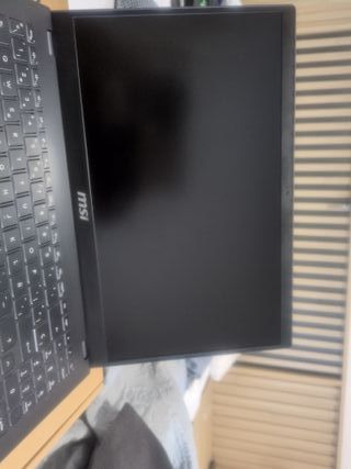 MSI Modern 15 H B13M Portátil Negro