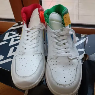 Jordan 1 Mid Bianche Multicolore