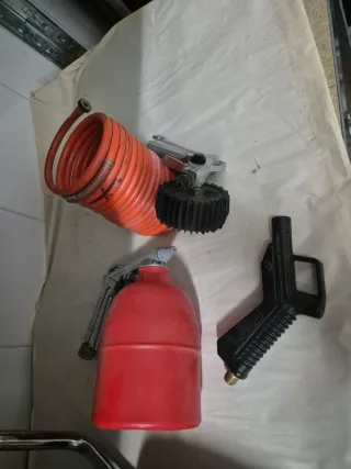 Compresor de aire rojo