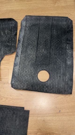 Esterillas Goma SEAT 600