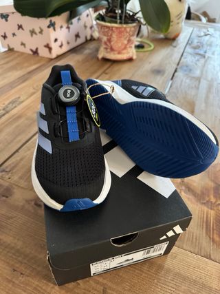 Zapatos Adidas Niños Negro/Azul BOA talla 34