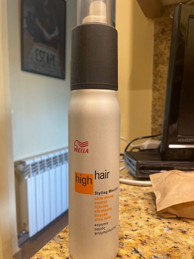 Mousse Wella High Hair Ultra Strong