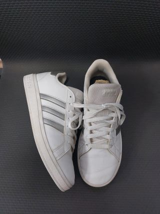 Tenis Adidas Niñ@s Talla 38 Blancos