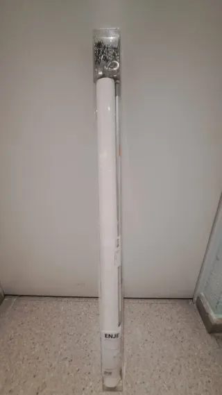 Estor ENJE Blanco Ikea 85x250 cm sin abrir.