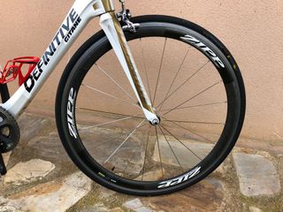 Bicicleta de carretera carbono DEFINITIVE