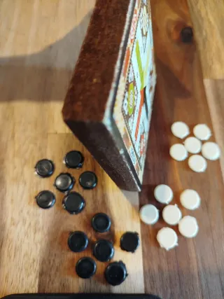 Mini tablero madera artesanal Parchís/Ajedrez