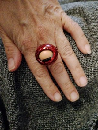 Anillo Ojo Muñeca Vintage Rojo