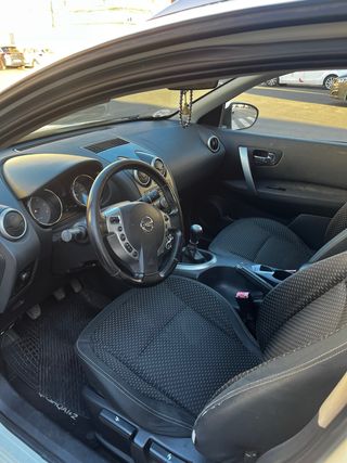 Nissan Qashqai+2 2009